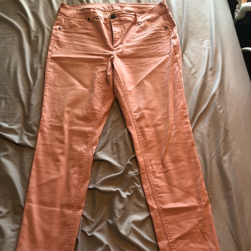 Light pink jeggings